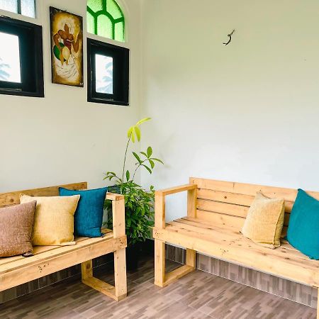 Tropical Vibes - Kathaluwa Apartman Ahangama Kültér fotó