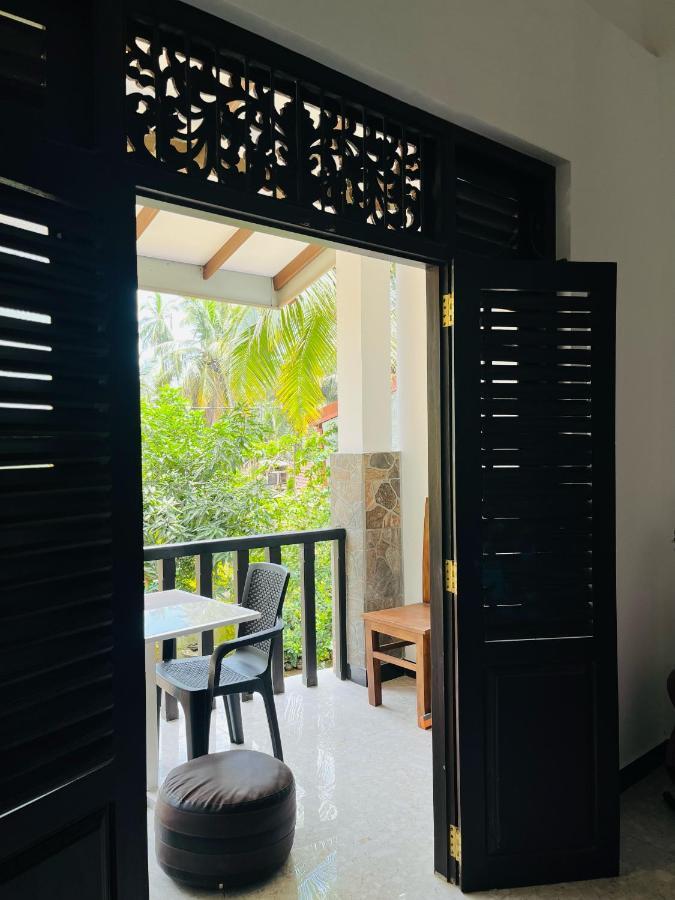 Tropical Vibes - Kathaluwa Apartman Ahangama Kültér fotó