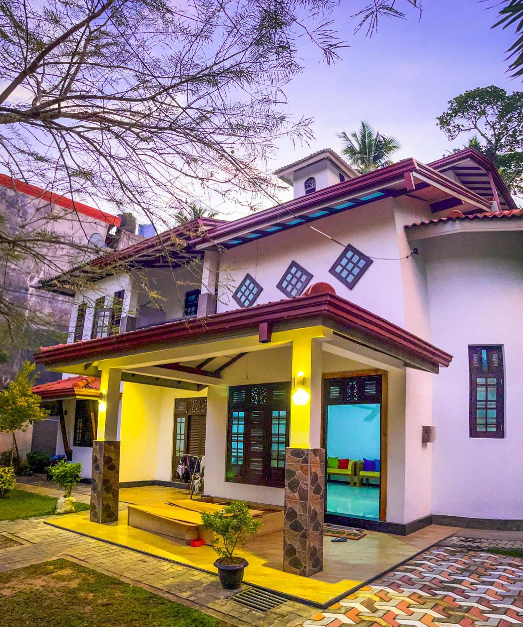 Tropical Vibes - Kathaluwa Apartman Ahangama Kültér fotó